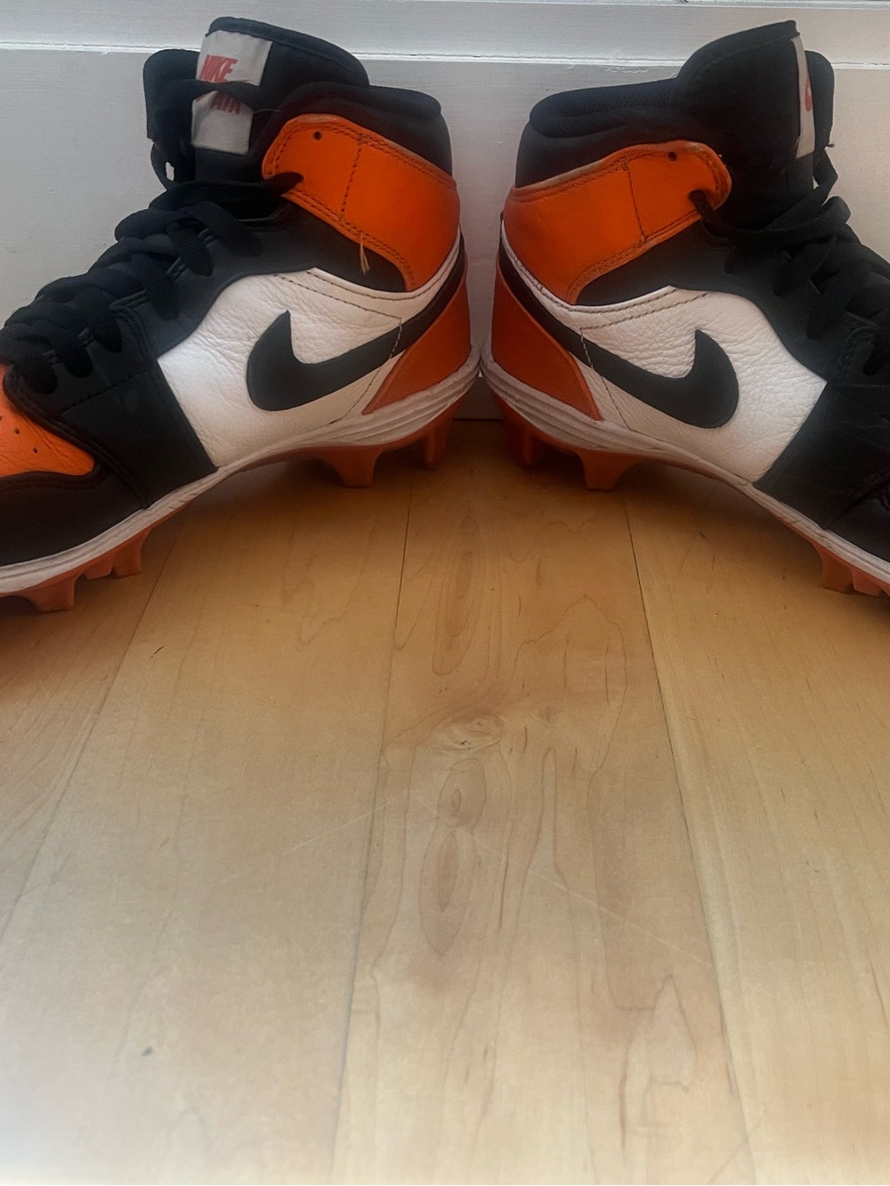 Nike Kids Jordan 1 Orange Black White High-Top Cleats